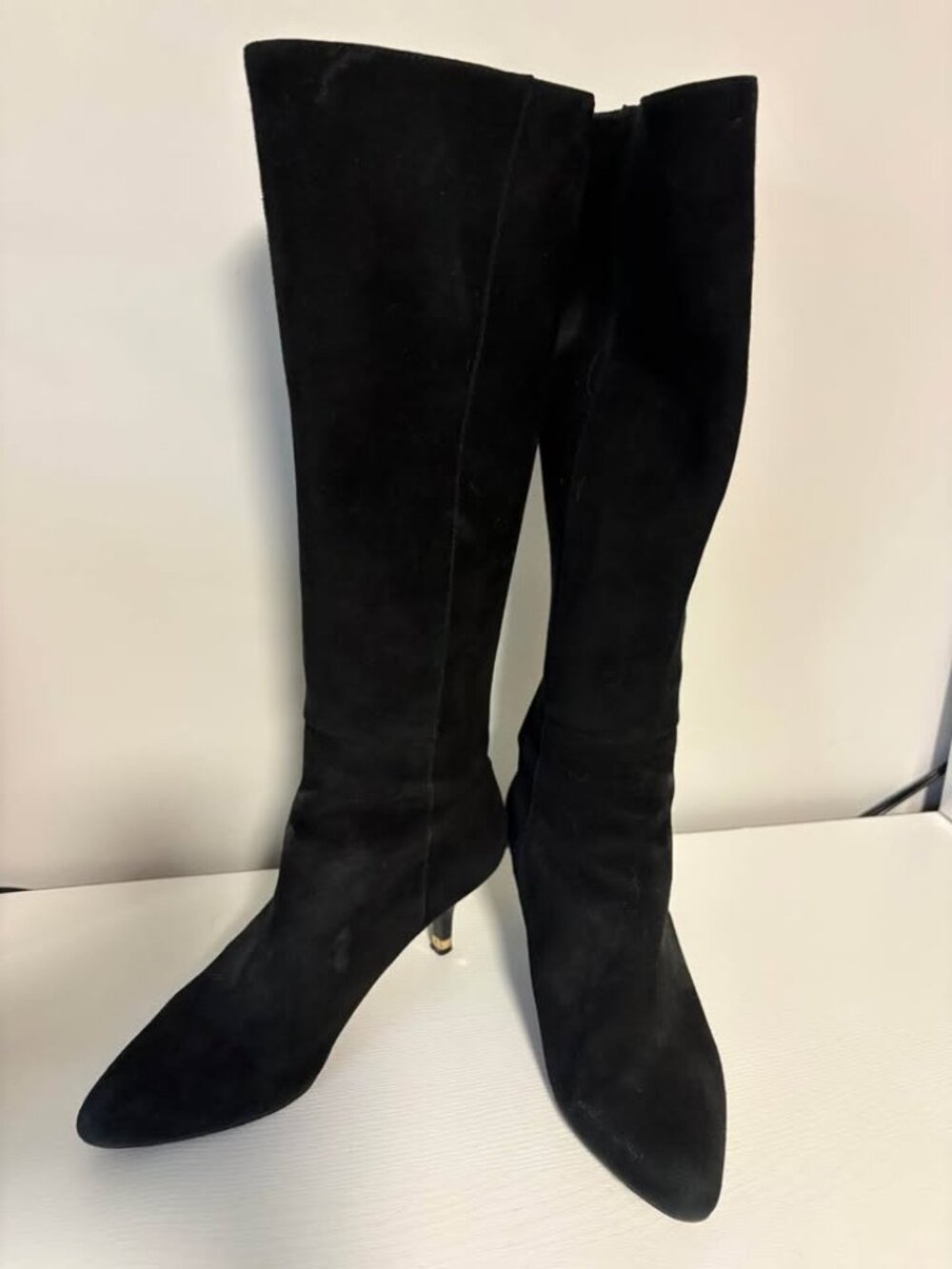 Coach Size 9 Suede Boots
